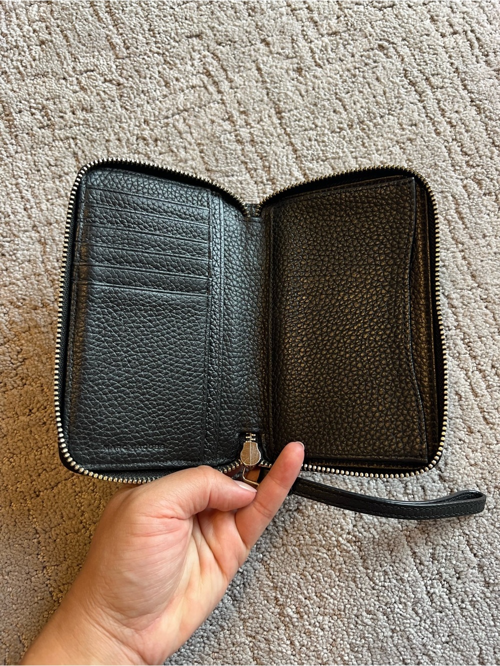 Marc Jacobs Black Pebbled Leather Wristlet Wallet with Strap - Picture 7 of 11